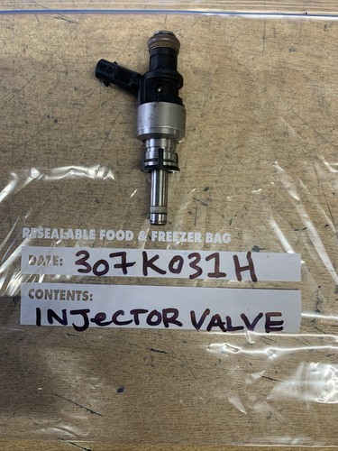 Fuel injector for - fuel, audi